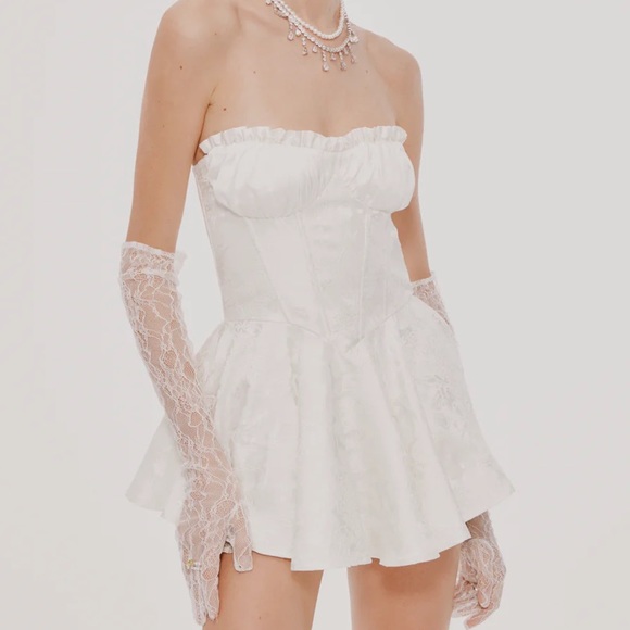 Dresses & Skirts - Nana Jacqueline Airina Dress